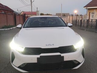 2024 Kia K5 III, белый, 3730000 рублей, вид 4