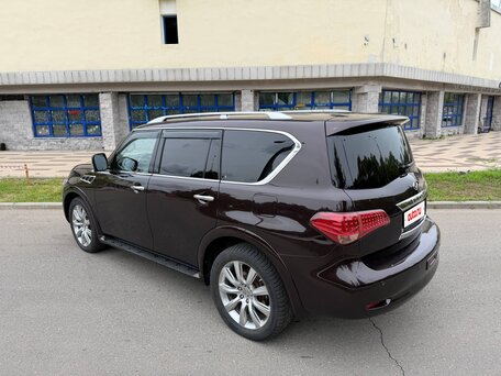 2013 Infiniti QX80 I, фиолетовый, 2060000 рублей, вид 4