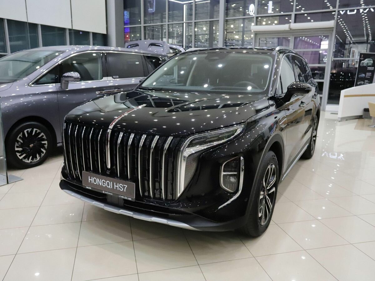 Открыть фотографии: Hongqi HS7 II