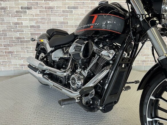 2024 Harley-Davidson Breakout, чёрный, 2690000 рублей - вид 18