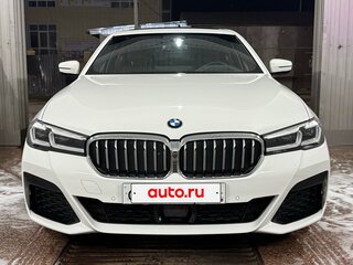 2021 BMW 5 серии 530i VII (G30/G31/G38) Рестайлинг, белый, 5500000 рублей, вид 3
