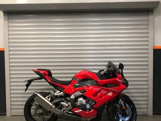 2026 Voge RR500S, красный, 687000 рублей, вид 5