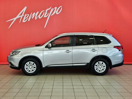 2015 Mitsubishi Outlander III Рестайлинг 2, серебристый, 1539000 рублей, вид 2