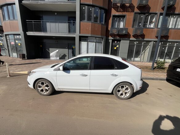 2008 Ford Focus II Рестайлинг, белый, 680000 рублей - вид 5