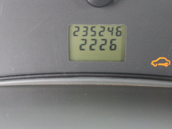 2010 Lada (ВАЗ) Priora I, зелёный, 180000 рублей - вид 12