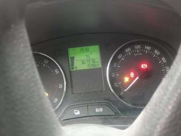 2012 Skoda Fabia II Рестайлинг, белый, 500000 рублей - вид 5