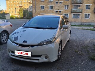 2010 Toyota Wish II, белый, 900000 рублей, вид 1