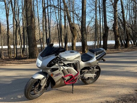 1992 Suzuki GSX-R 400, серый, 200000 рублей, вид 4