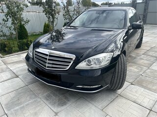 2010 Mercedes-Benz S-Класс 350 Long V (W221) Рестайлинг, чёрный, 1760000 рублей, вид 3