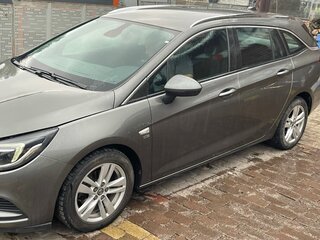 2019 Opel Astra K, серый, 1500000 рублей, вид 4