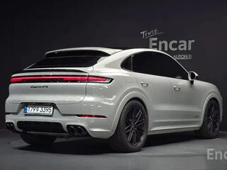 2025 Porsche Cayenne GTS Coupé III Рестайлинг, серый, 20950000 рублей, вид 2