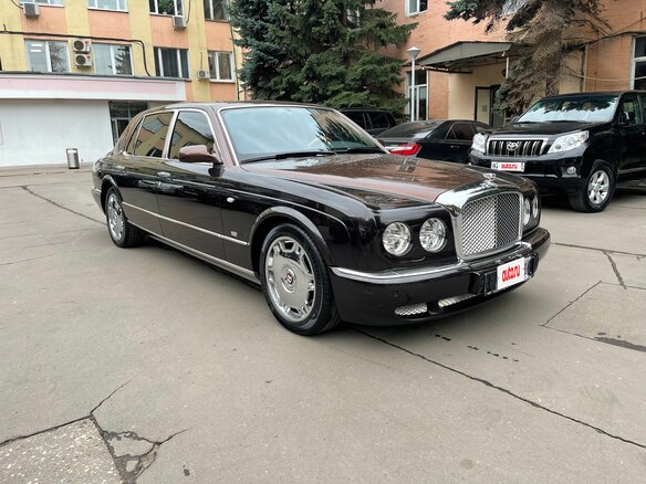 2007 Bentley Arnage Long RL I Рестайлинг, коричневый, 6500000 рублей - вид 1
