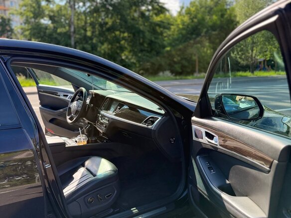 2016 Hyundai Genesis II, чёрный, 2100000 рублей - вид 14