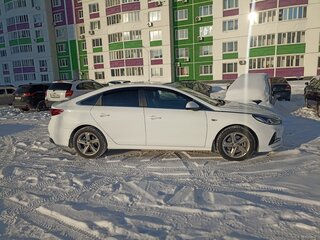 2020 Hyundai Sonata VII (LF) Рестайлинг, белый, 1399000 рублей, вид 4