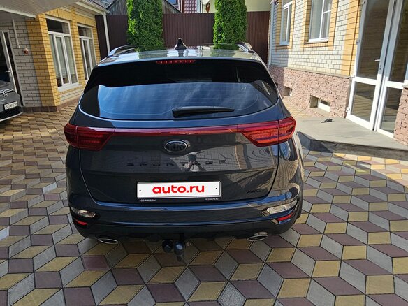 2021 Kia Sportage IV Рестайлинг, серый, 2750000 рублей - вид 3