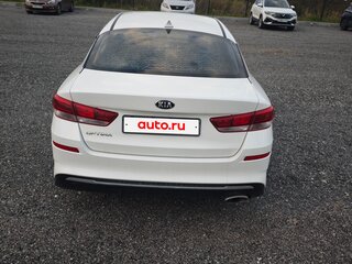 2019 Kia Optima IV Рестайлинг, белый, 1250000 рублей, вид 5
