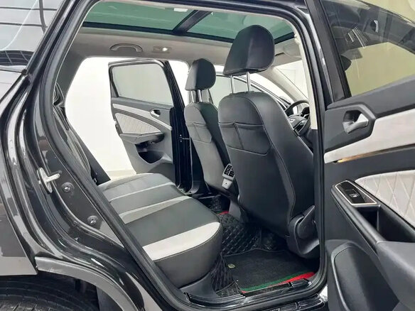 2023 Jetta VS7 I Рестайлинг 1, чёрный, 1656000 рублей - вид 12