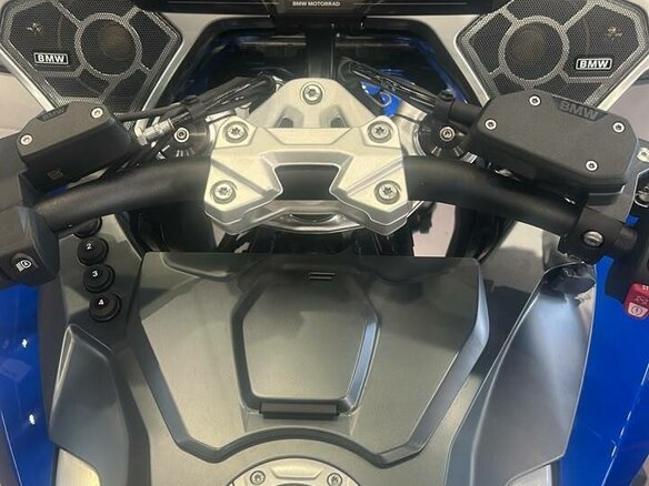 2026 BMW R 1300 RT, синий, 3590000 рублей - вид 1