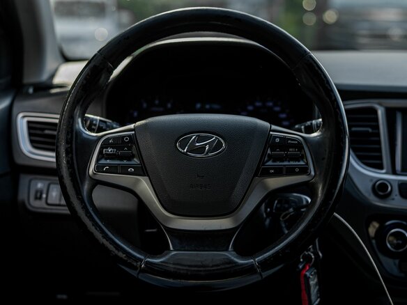 2019 Hyundai Solaris II, серый - вид 5