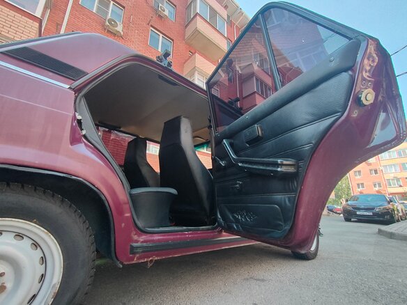 2002 Lada (ВАЗ) 2107, пурпурный - вид 14