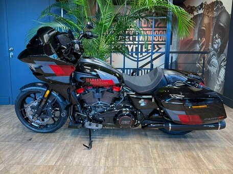 2025 Harley-Davidson CVO Road Glide ST, серый, 6500000 рублей, вид 5