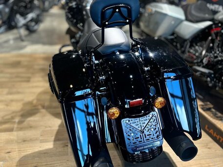 2023 Harley-Davidson Road King, чёрный, 3500000 рублей, вид 2