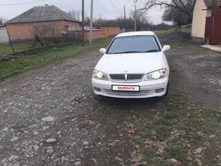 2001 Nissan Bluebird Sylphy I (G10), белый, 390000 рублей, вид 3