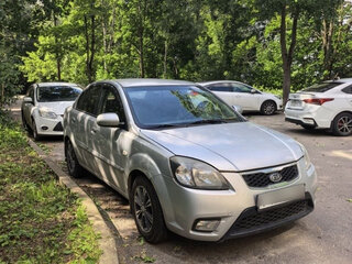 2011 Kia Rio II Рестайлинг, серебристый, 470000 рублей, вид 5