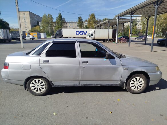 2004 Lada (ВАЗ) 2110, серебристый, 120000 рублей - вид 3
