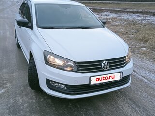 2018 Volkswagen Polo V Рестайлинг, белый, 1100000 рублей, вид 2