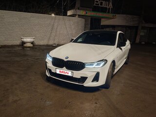 2020 BMW 6 серии Gran Turismo 630i xDrive IV (G32) Рестайлинг, белый, 5600000 рублей, вид 3