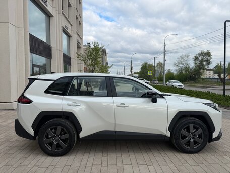 2026 Toyota RAV4 VI (XA60), белый, 4050000 рублей, вид 4