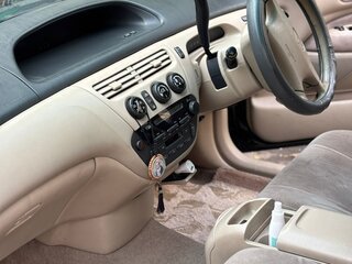1999 Toyota Vista V (V50), зелёный, 350000 рублей, вид 5