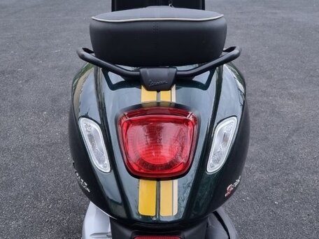 2021 Vespa Sprint, зелёный, 475000 рублей, вид 5