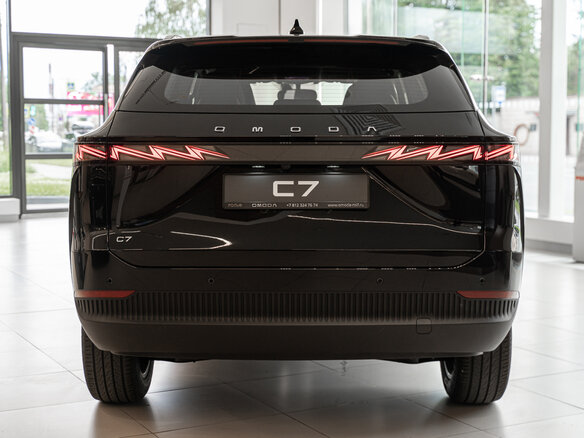 2026 Omoda C7, чёрный - вид 5