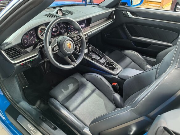 2025 Porsche 911 Turbo S VIII (992) Рестайлинг, голубой, 43333666 рублей - вид 16