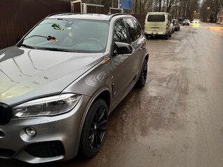 2015 BMW X5 40d III (F15), серый, 3800000 рублей, вид 1