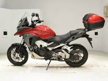2016 Honda VFR 800X (Crossrunner), красный, 700000 рублей, вид 3