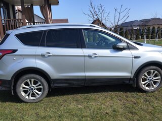 2018 Ford Kuga II Рестайлинг, серебристый, 1519710 рублей, вид 4