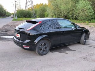 2010 Ford Focus II Рестайлинг, чёрный, 550000 рублей, вид 3