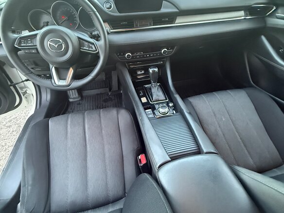 2019 Mazda 6 III (GJ) Рестайлинг 2, белый, 2200000 рублей - вид 5