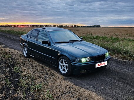 1994 BMW 3 серии 318i III (E36), зелёный, 380000 рублей, вид 1