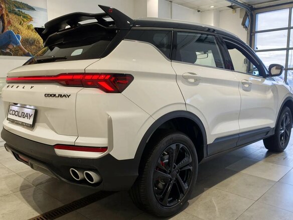 2026 Geely Coolray I Рестайлинг 2, белый, 2774990 рублей - вид 1