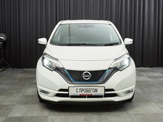 2017 Nissan Note e-Power II Рестайлинг, белый, 1047000 рублей, вид 2