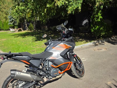 2022 KTM 1290 Super Adventure S, чёрный, 1649999 рублей, вид 3