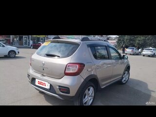 2018 Renault Sandero Stepway II, бежевый, 750000 рублей, вид 2