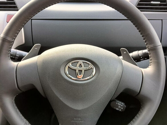 2009 Toyota Ractis I, синий, 1150000 рублей - вид 8