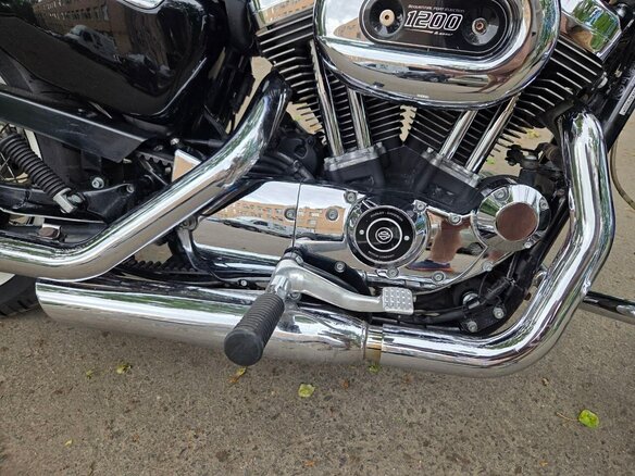 2006 Harley-Davidson Sportster 1200, синий, 550000 рублей - вид 6