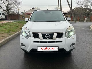 2011 Nissan X-Trail II Рестайлинг, белый, 1600000 рублей, вид 1