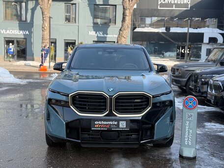 2025 BMW XM, серый, 16590000 рублей, вид 2